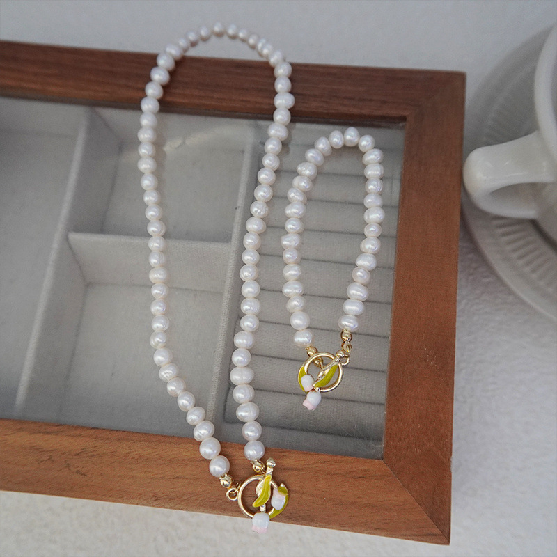 Simple Style Flower Freshwater Pearl Women's Necklace display picture 11