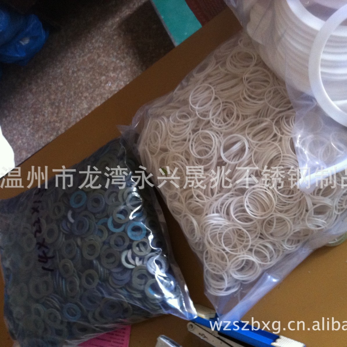 四氟密封圈 中头密封圈 四氟线圈 四氟线条圈 四氟线圈条 四氟圈