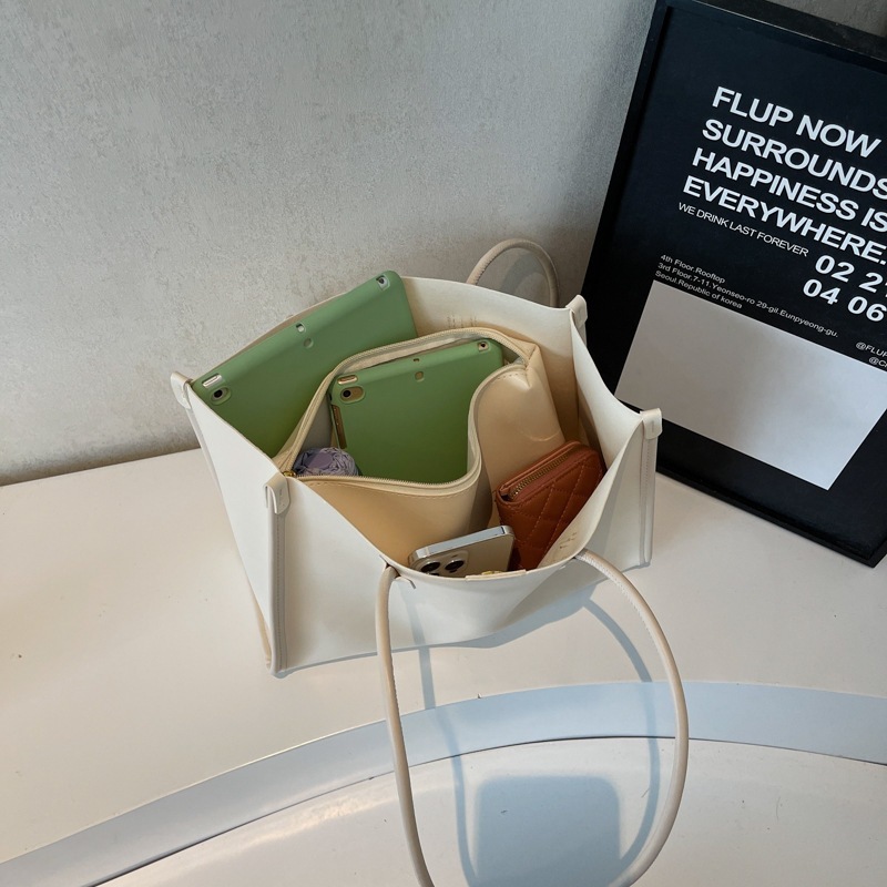 2025 多用途トートバッグ レディース 大容量 通勤 ショルダー 脇 PU レザーバッグ トレンディで多用途|undefined