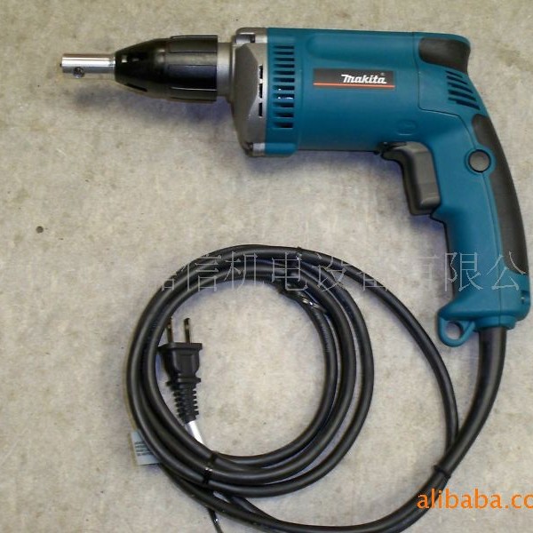 批发零售日本MAKITA牧田电动螺丝刀6824N