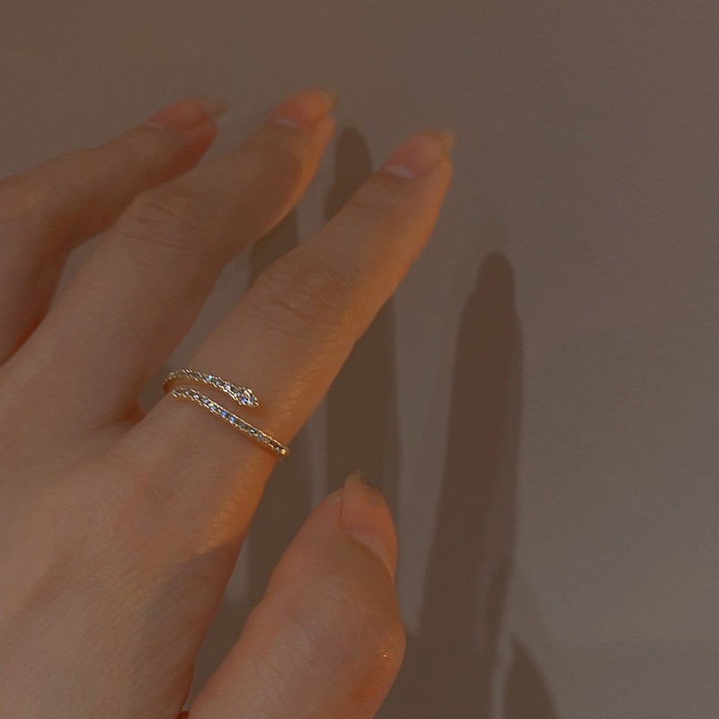 Anillo de circonita de perlas de viento ins, nicho femenino, sentido de alta gama, simple y ligero, anillo de novia de lujo, anillo de apertura de temperamento al por mayor