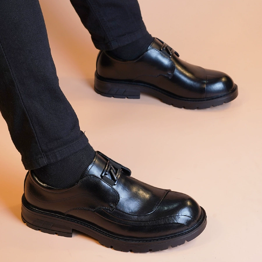 Новые весенне-осенние мужские деловые кожаные туфли из воловьей кожи, модные и универсальные мужские туфли с мягкой поверхностью и толстой подошвой с большим носком, повседневная мужская обувь