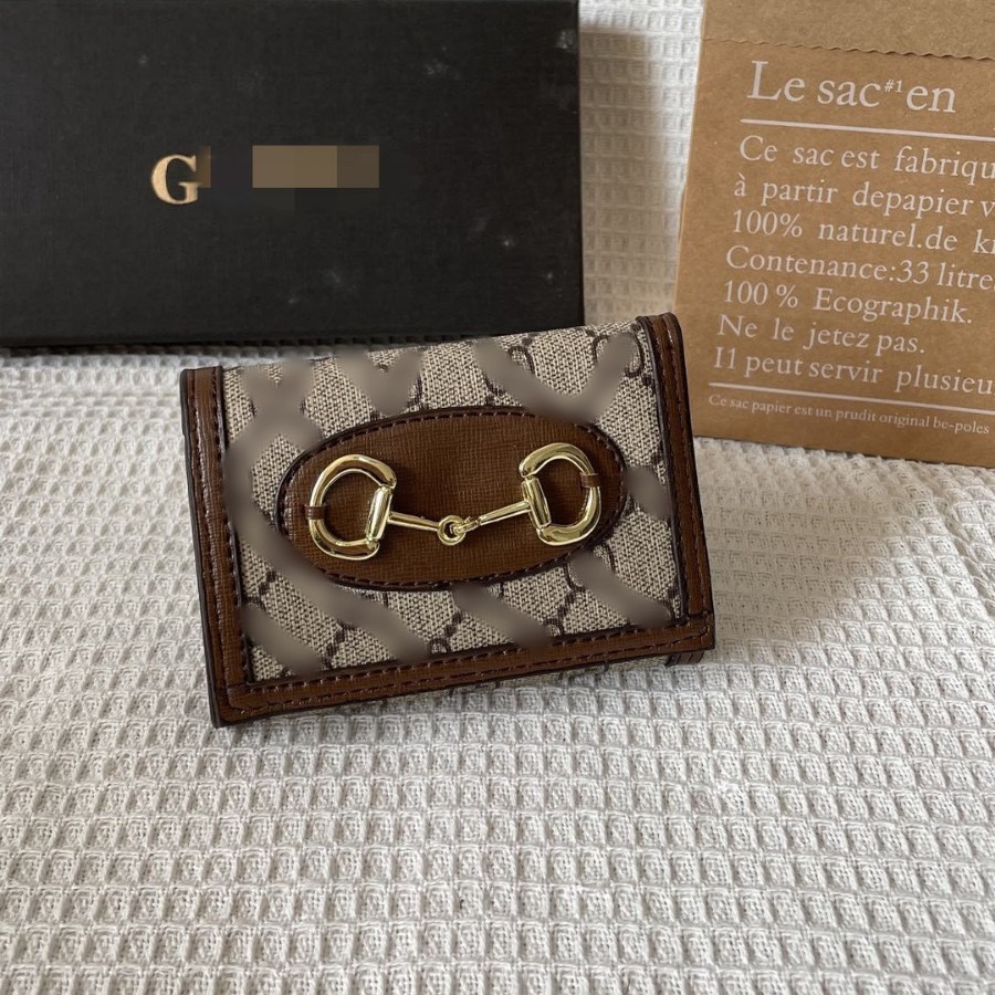 브라운 쇼트 스타일