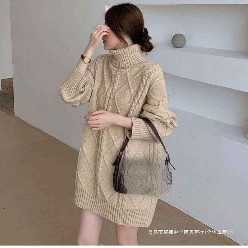 2026 Autumn/Winter Plus Size Thick High Collar Cable Knit Sweater for Women, Loose Fit, Tummy-Covering, Slimming, Red Base Top 2026 Autumn/Winter Plus Size Thick High Collar Cable Knit Sweater for Women, Loose Fit, Tummy-Covering, Slimming, Red Base Top