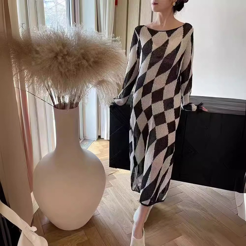 Catwalk Style Japanese Paper Gauze Curve Plaid Long Skirt New Single-Sided Jacquard Hanging Wool Dress Slimming Look Two-Piece Long Skirt