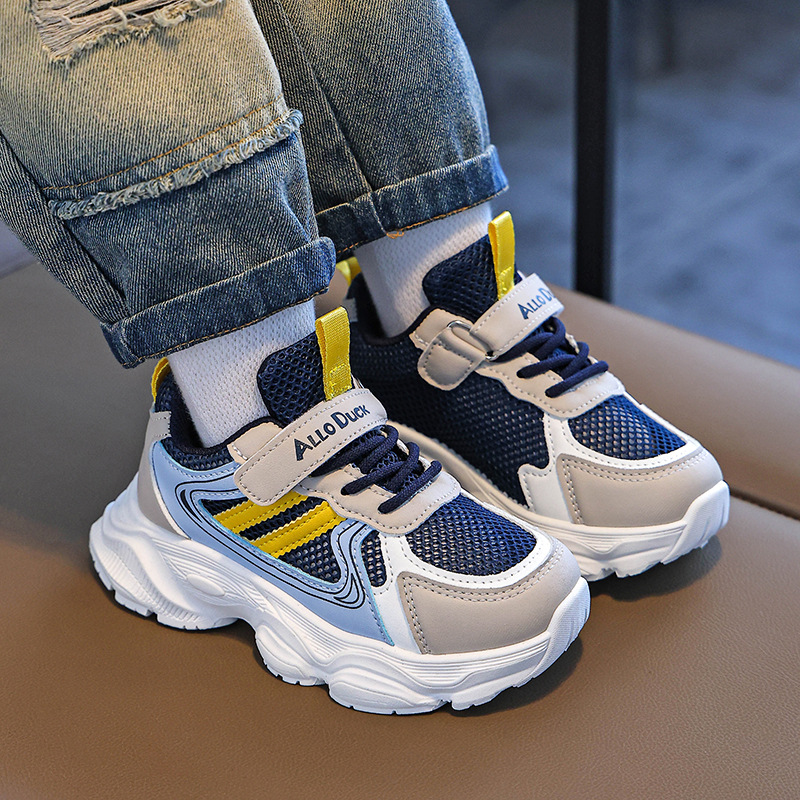 Zapatos para niños, zapatos deportivos para niños, 2025 nuevo estilo de primavera y otoño, transpirable, zapatos de coco para niños grandes en el campus