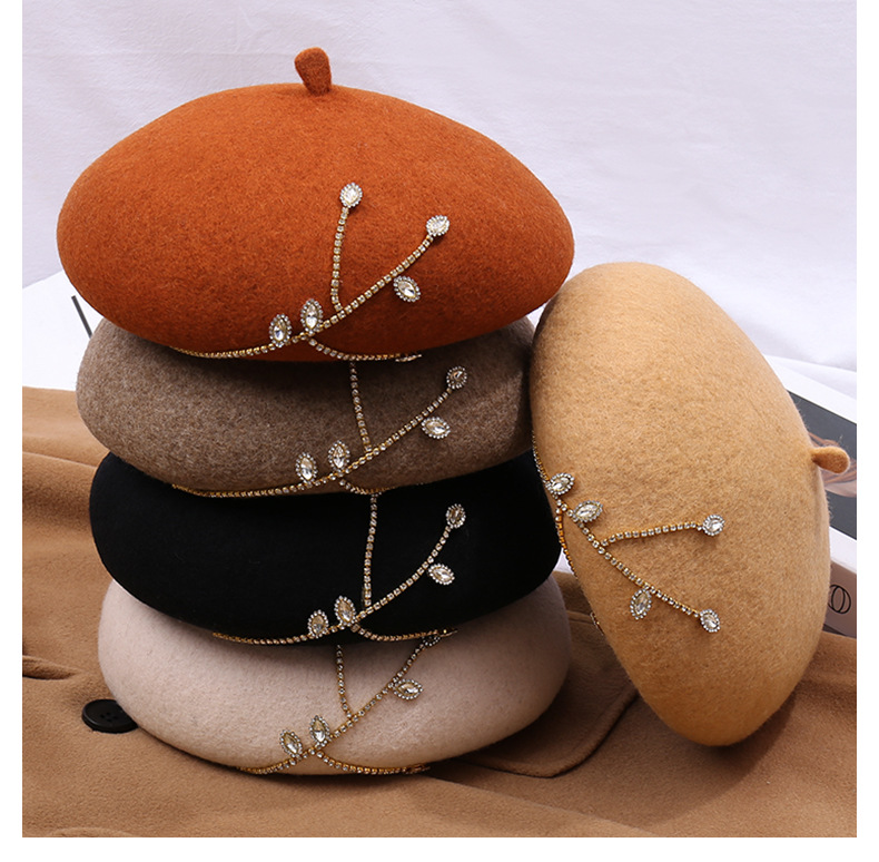 Women's Elegant Retro British Style Solid Color Rhinestone Eaveless Beret Hat display picture 2