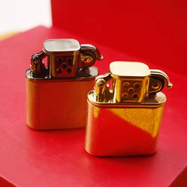 打火机;烟盒;打火机配件