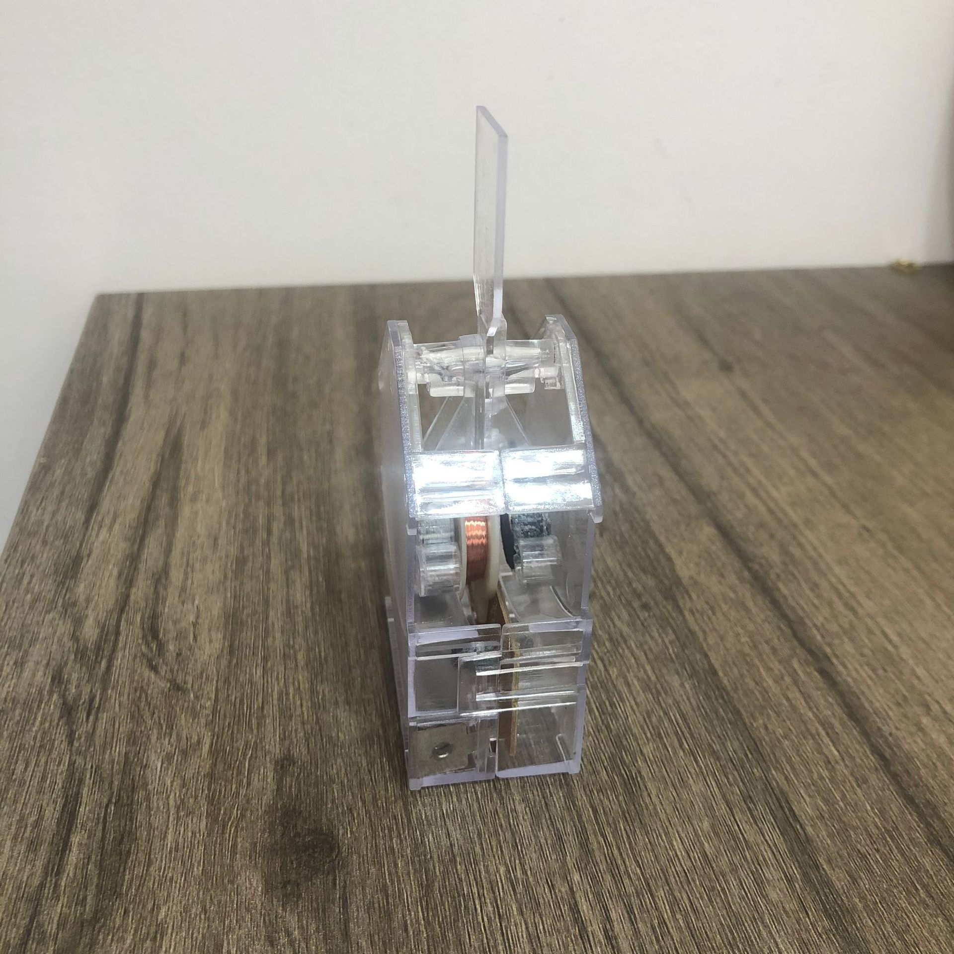 Izquierda y derecha swing publicidad pantalla supermercado coche izquierda y derecha swing Año Nuevo imagen sacudir tarjeta accesorios suministro de fábrica