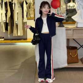 女童春秋套装立领喇叭两件套2025新款时尚网红洋气春季穿搭一整套
