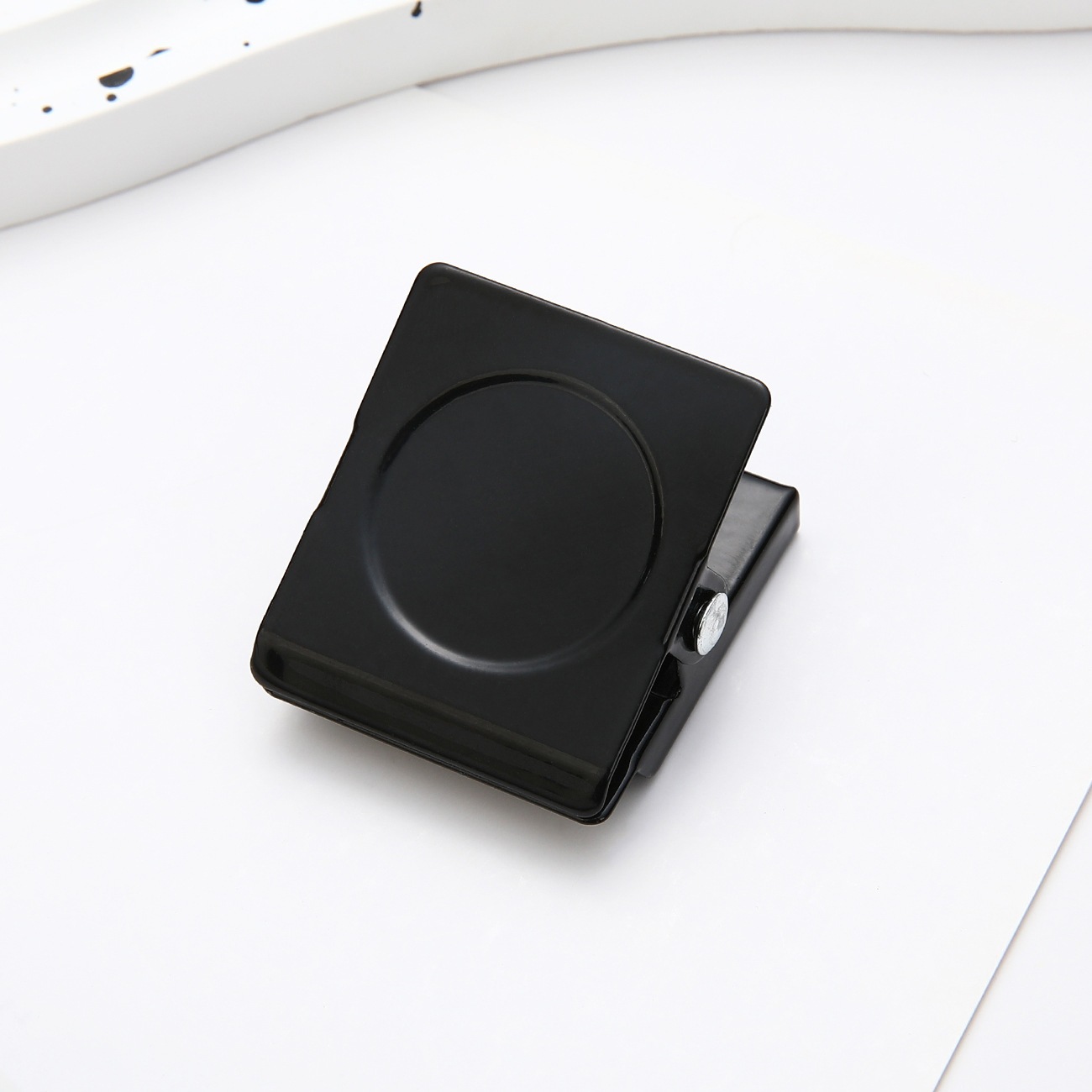 Clip de imán de metal de color creativo caramelo color carpeta de notas multifuncional carpeta de mensajes de refrigerador al por mayor