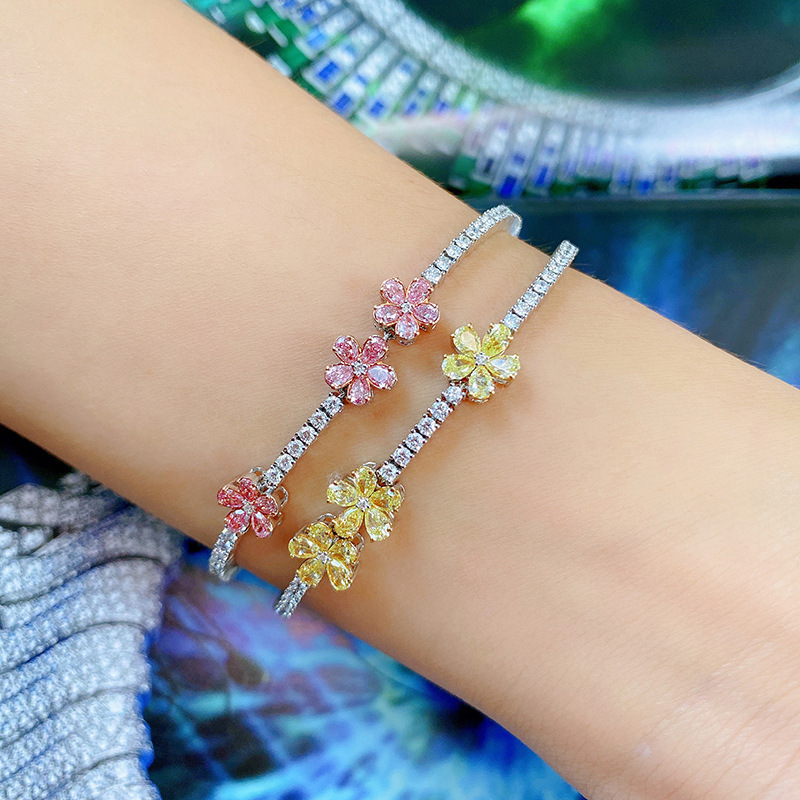 Net red live selling new simulation pink golden tourmaline five-leaf clover bracelet women's fashion jewelry wholesale Net red live selling new simulation pink golden tourmaline five-leaf clover bracelet women's fashion jewelry wholesale