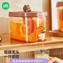 LINE FRIENDS冷水ポット果物茶冷泡ポット家庭用冷水ポットは冷蔵庫の大容量飲料缶を入れることができる