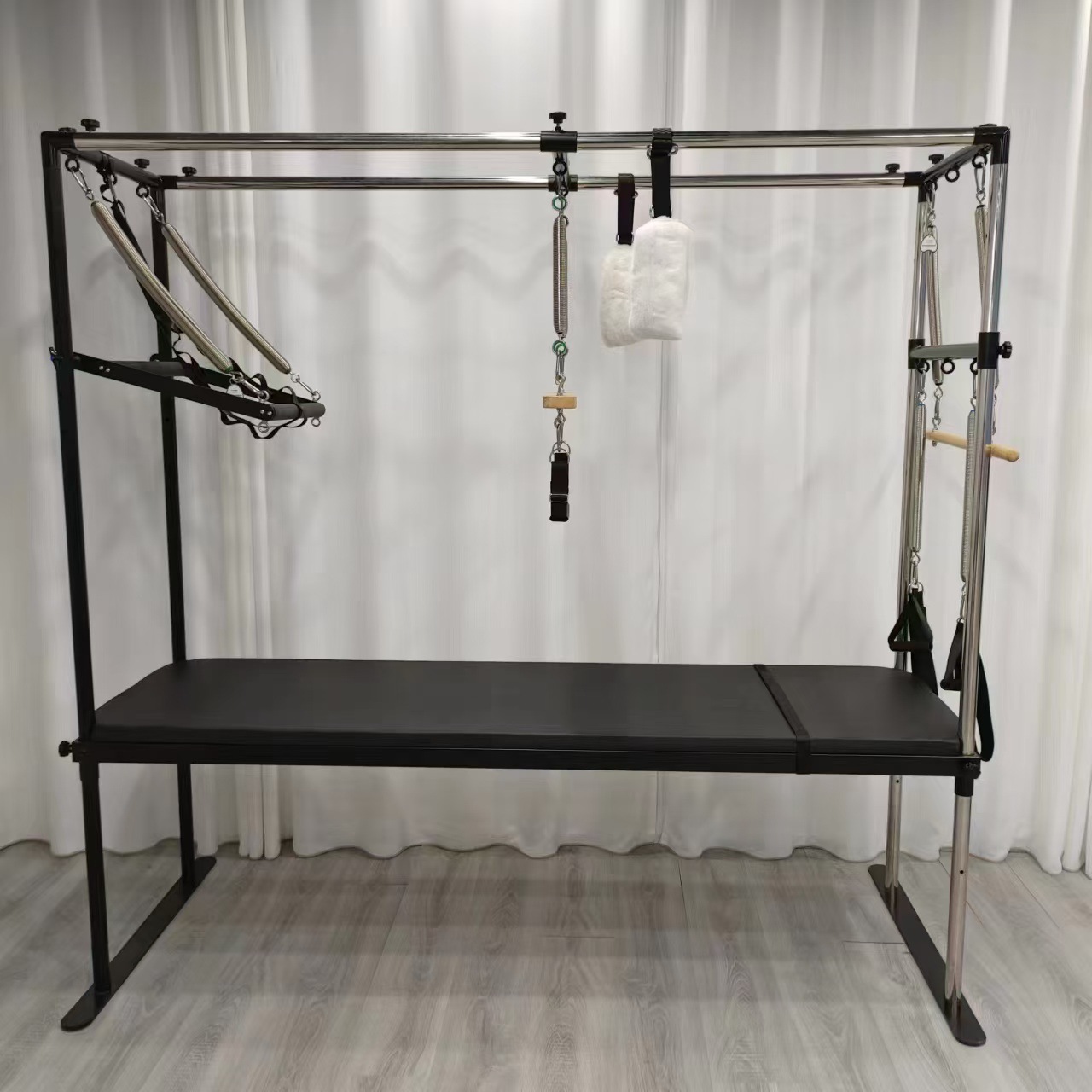Estudio de yoga traje de cinco piezas equipo de pilates, barril de escalera, silla de pedal estable, cama central de pilates de arce Cadillac de roble