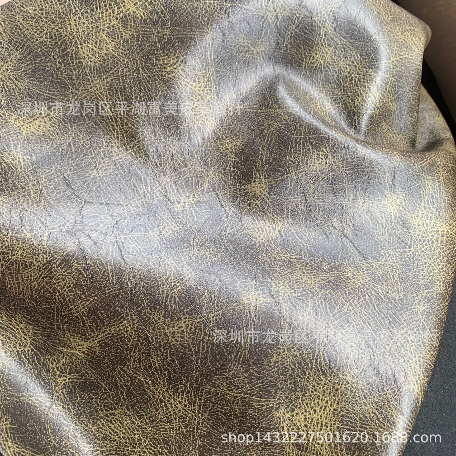 复古双色油皮套色疯马半PU皮革，龟裂纹油皮复古PVC皮革