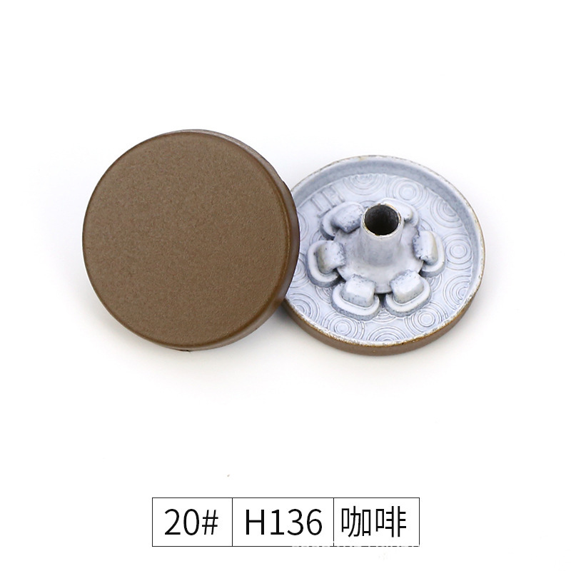 Hebilla de metal de cuatro piezas Botón de panel plano de color chaqueta acolchada de algodón hebilla de superficie de pintura hebilla de cuatro piezas de aleación