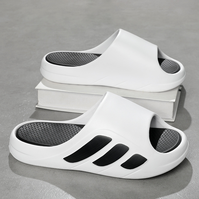 Zapatillas de hombre 2025 nuevo verano interior hogar antideslizante hombres y mujeres con el mismo estilo exterior sandalias deportivas de suela gruesa