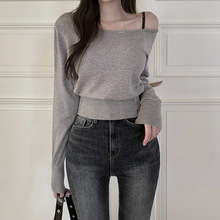 �nϵ�OӋ��һ���I¶���߅ϵ�۶̿�ᘿ���Ů��ɫ�ٴ��@�����^ë��