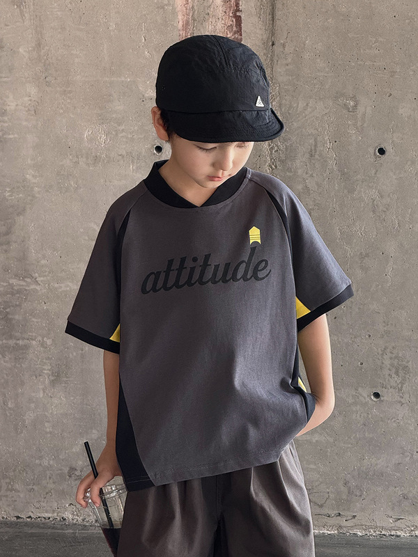 2025年夏新作 子供用カラーブロック半袖Tシャツ 男の子Vネックアメリカンスポーツトップス おしゃれな男の子用半袖Tシャツ|undefined
