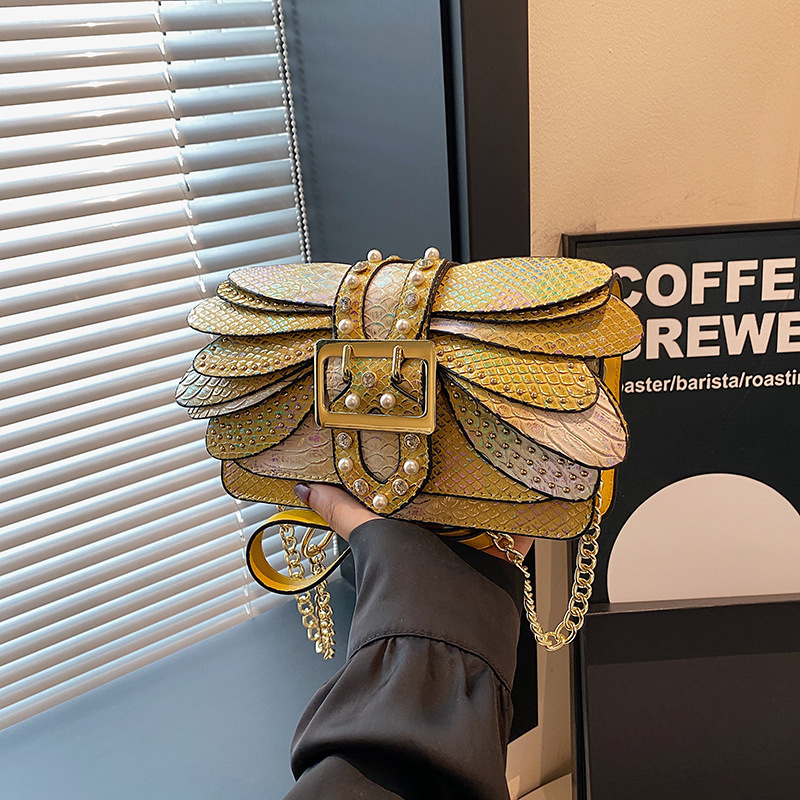 Bolso de mujer con alas de mariposa roja neta de alto valor, bandolera, remache, nuevo bolso de cadena, moda, doble uso