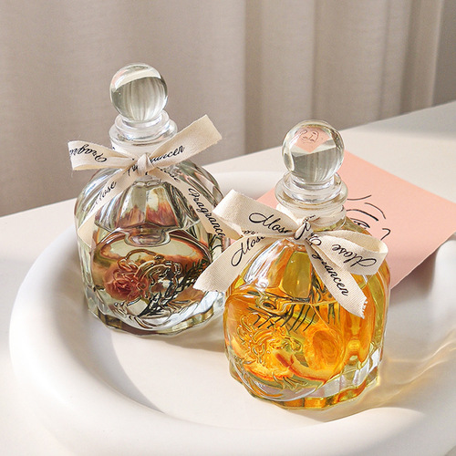 High-quality Rose Citrus Flameless Aroma Oil Set for Hotels, Inns, Clothing Stores, Air Freshener Ornament, Perfume