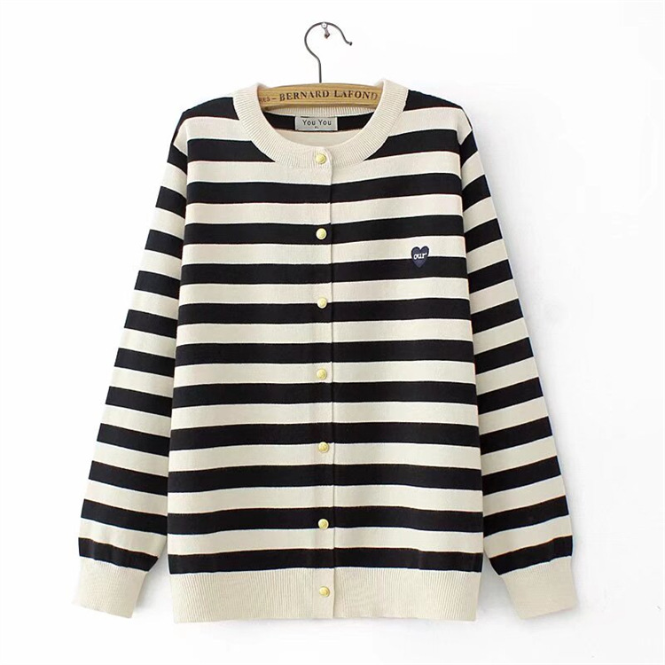 Plus Size Knit Cardigan With Heart Embroidery – Oversized Casual Open Front Sweater For Women, Soft Stretch Polyester_voghion.com