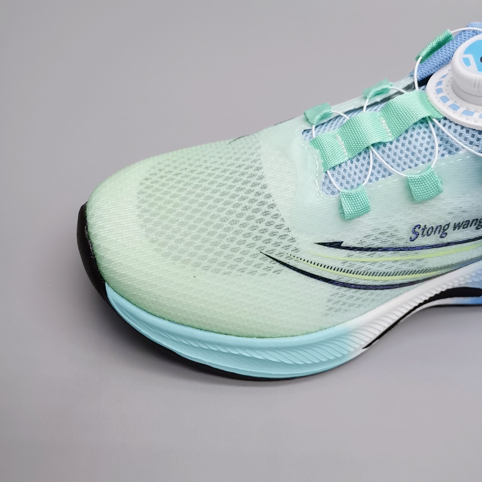 Calzado deportivo de red transparente para niños 38-42 yardas 2025 malla de verano nuevos zapatos para niños zapatos de papá para niños de gran tamaño