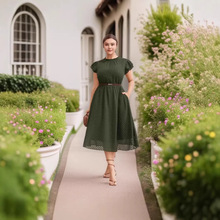 �羳Ů�b���Q�¿�2025tk�W�����R�d����վ�����󿗼�ɫŮʿ�B��ȹ