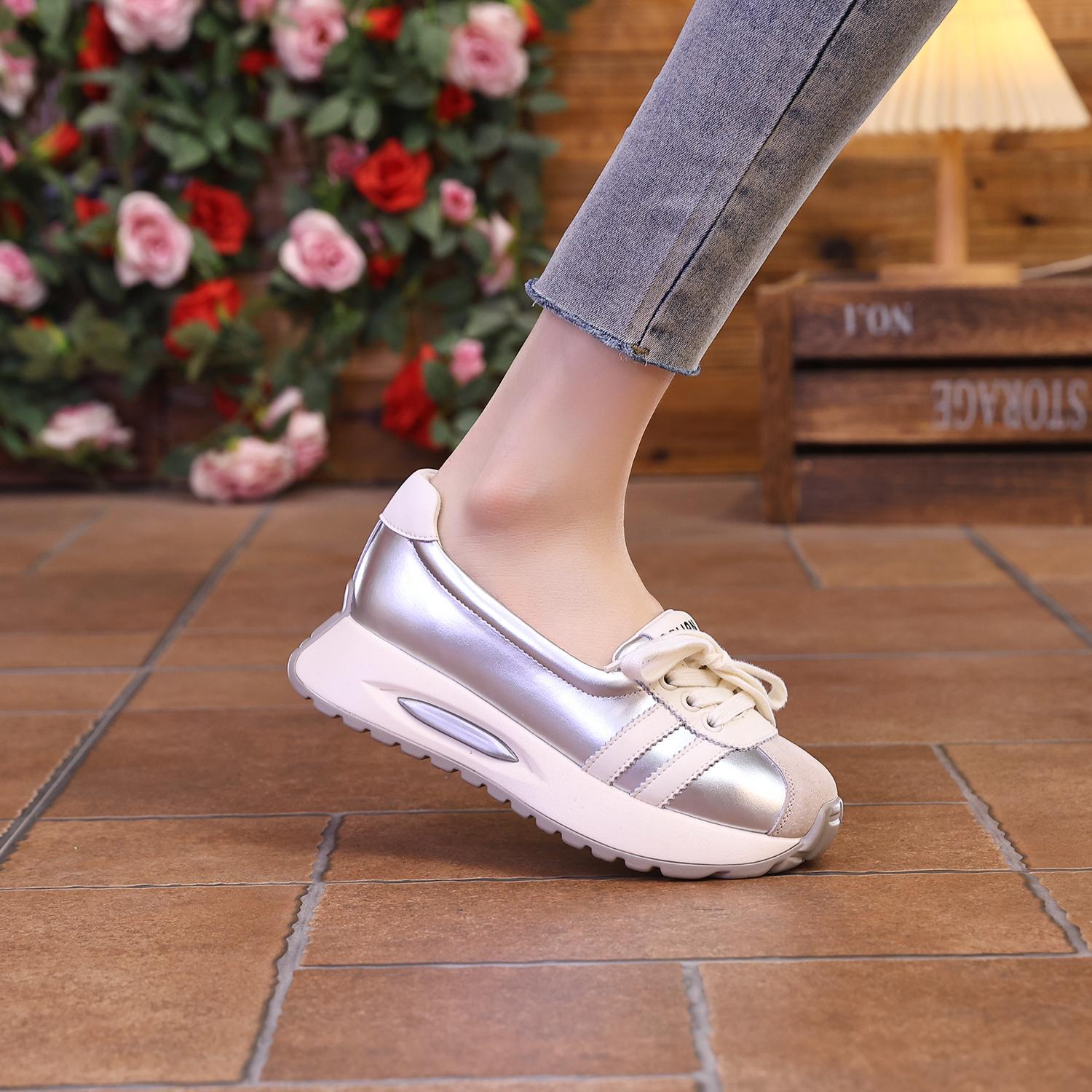 Soft leather sports with a poop like feel for women 2024 new summer breathable thick soled Forrest Gump versatile German_voghion.com