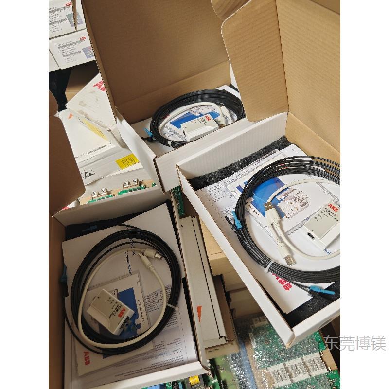 现货RUSB-02全新   3AUA0000040000现货顺丰包邮