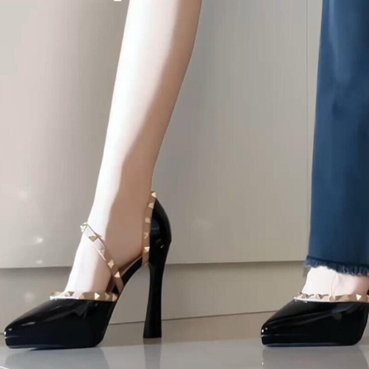 Black Ultra-High-Heeled Shoes for Women, Versatile for Everyday Wear, Comfortable and Stylish, with Chunky Heels, Waterproof Platform, Rivets, and Fashionable Closed-Toe Sandals Black Ultra-High-Heeled Shoes for Women, Versatile for Everyday Wear, Comfortable and Stylish, with Chunky Heels, Waterproof Platform, Rivets, and Fashionable Closed-Toe Sandals