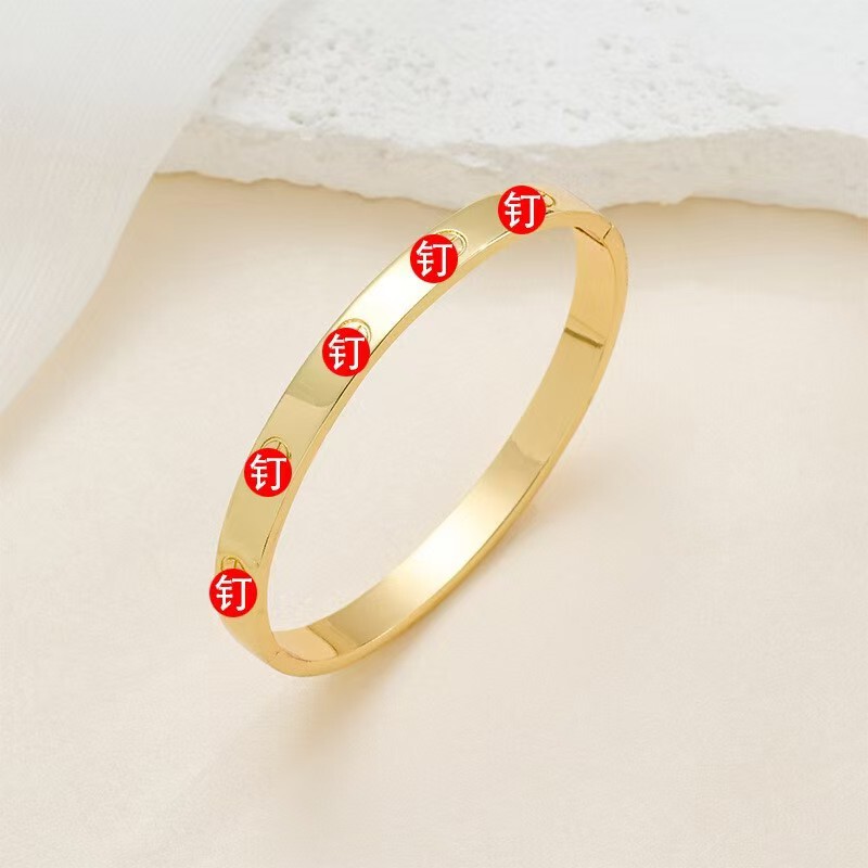 Fashion Classic Chunky Nail Bracelet for Women, 18K Rose Gold, Trendy Starry Sky Design, Couple Bracelet for Men, High-End Version Fashion Classic Chunky Nail Bracelet for Women, 18K Rose Gold, Trendy Starry Sky Design, Couple Bracelet for Men, High-End Version