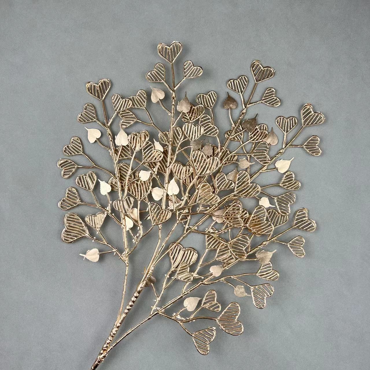 Flores de simulación de oro, flores de oro, hojas de oro, flores de Navidad, hojas de oro, hojas de abeto, hojas de abanico de oro, eucalyptus, flores