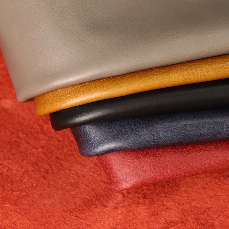 厂家供应复古风油蜡头层牛皮双色轻变色真皮箱包表带手机套皮革