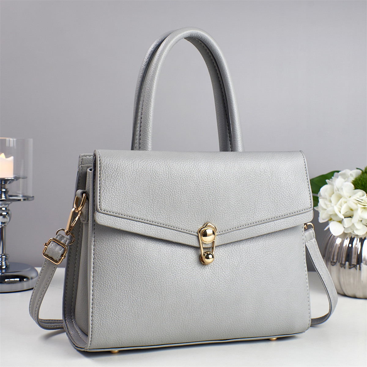 Bolso pequeño de color sólido transfronterizo de mediana edad, bolso pequeño, bolso de mensajero de un solo hombro simple y de moda, bolso de madre 2025 nuevo