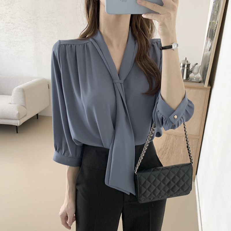 Spring elegant design solid color shirt