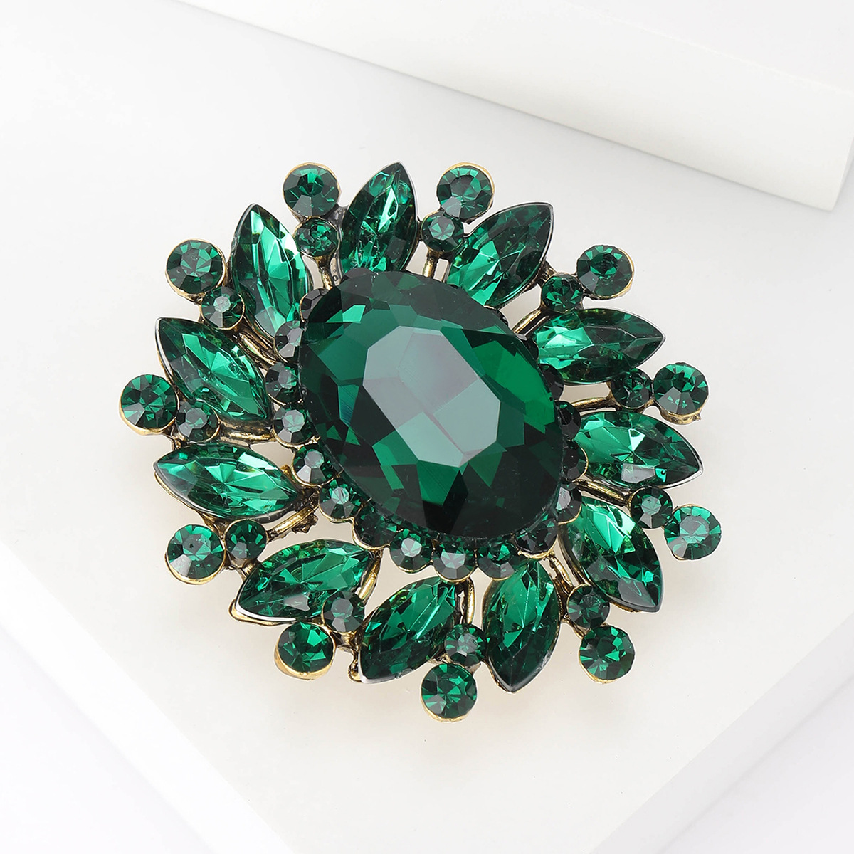 30g Weight Glass Inlay Material Brooches Classification Holiday Occasion Alloy Material Flower Pattern Women's Gender Inlay Design Simple Style Style Simple Style Pin Flower Alloy Inlay Glass Women's Brooches 15