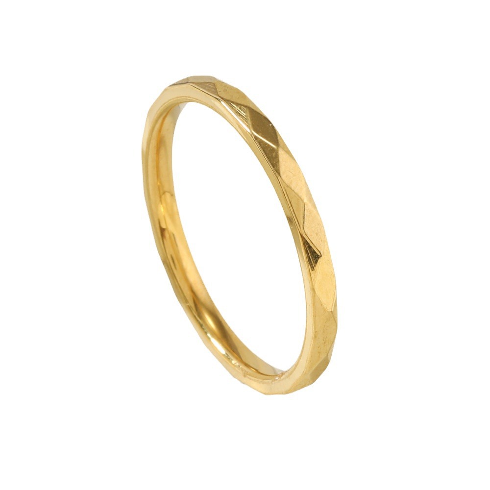 国境を越えた新型チタン鋼の指輪は色落ちしない高級感2mmv形の波の花のダイヤモンドの指輪の冷たい風の指輪