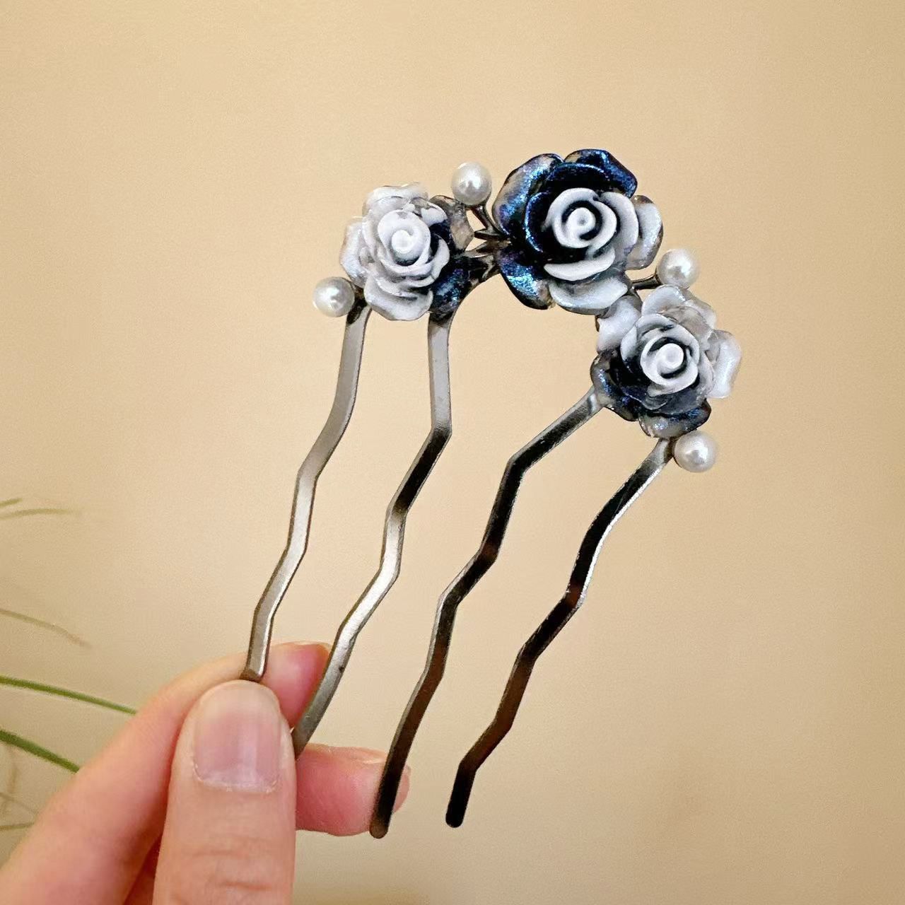 1# Horquilla Rosa de Cuatro Dientes (Azul)
