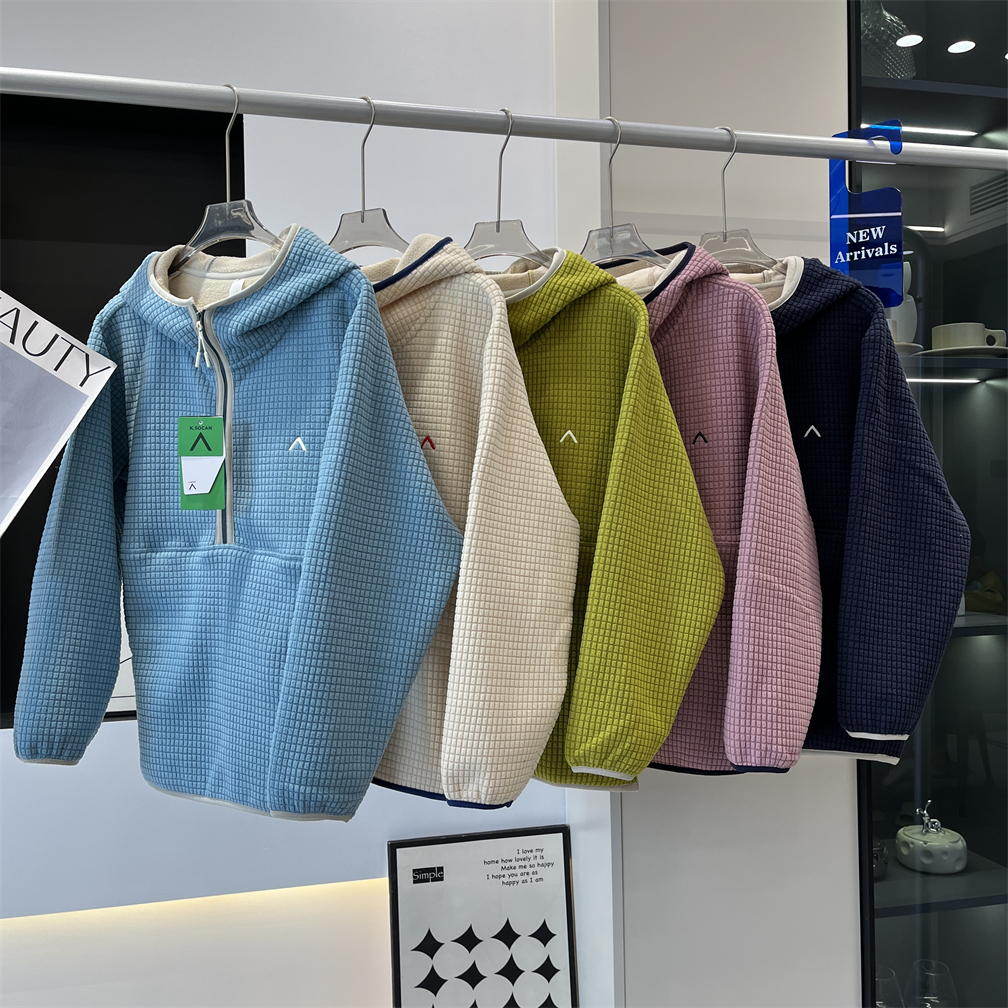 URAZ 好看减龄！情侣款户外连帽抓绒卫衣肌理感保暖宽松外套女