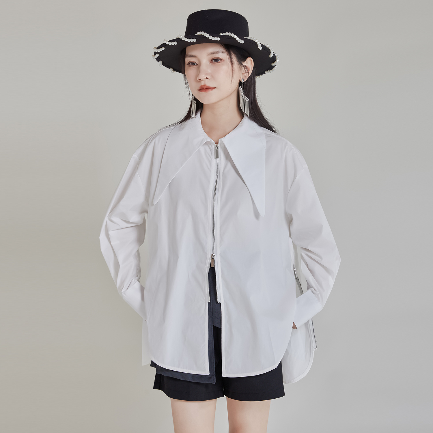 白色襯衫女雙開拉鏈春季新款長袖尖領簡約高級感小眾廓形氣質上衣