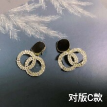 ���A�r���OӋ���pC��ĸ���h�������s�M�С���L��ᔂ��Բ�ɫ����