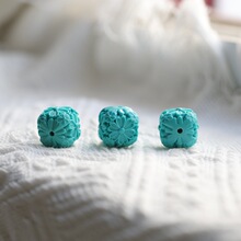 ���V�V�¾G��ʯ��̻������r��ɢ��С������ִ��朲������l