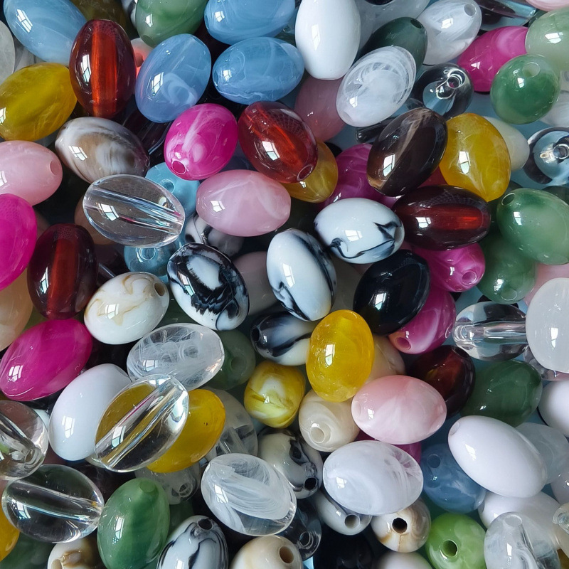 Acrylic capsule beads, oval-shaped, two-tone, cloud-patterned, for DIY jewelry, bracelets, phone charms, and clothing accessories Acrylic capsule beads, oval-shaped, two-tone, cloud-patterned, for DIY jewelry, bracelets, phone charms, and clothing accessories