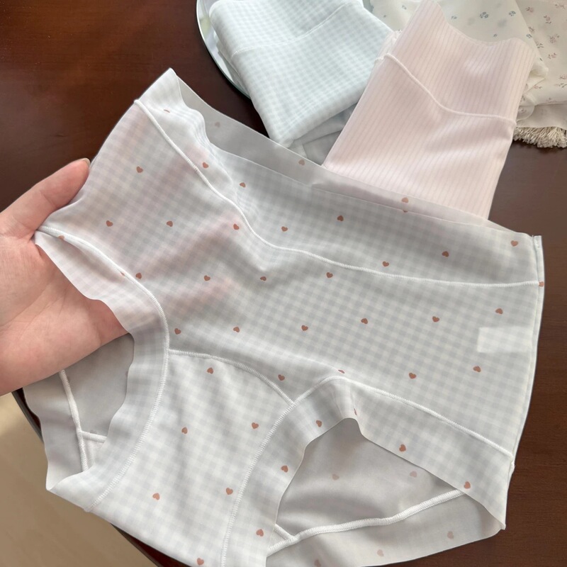Women's Seamless High-Elastic Summer Thin Ice Silk Panties 2026 New Style Girls' Pure Cotton Crotch Boxer Briefs