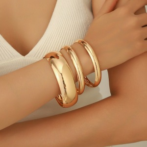 Europa y América de moda transfronteriza brillante boca ancha superpuesta brazalete conjunto de moda personalidad anillo de pigmento de oro exagerado pulsera mujer image 13