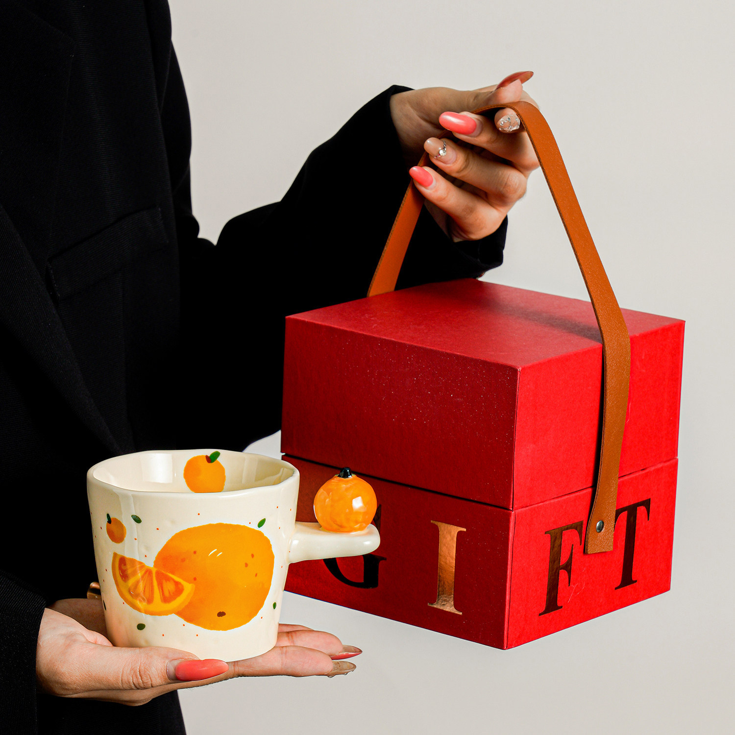 Taza naranja de alto valor de diseño taza de cerámica de nicho creativa taza de agua doméstica de mujer taza de café de oficina