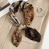 Brown gold pendant pattern