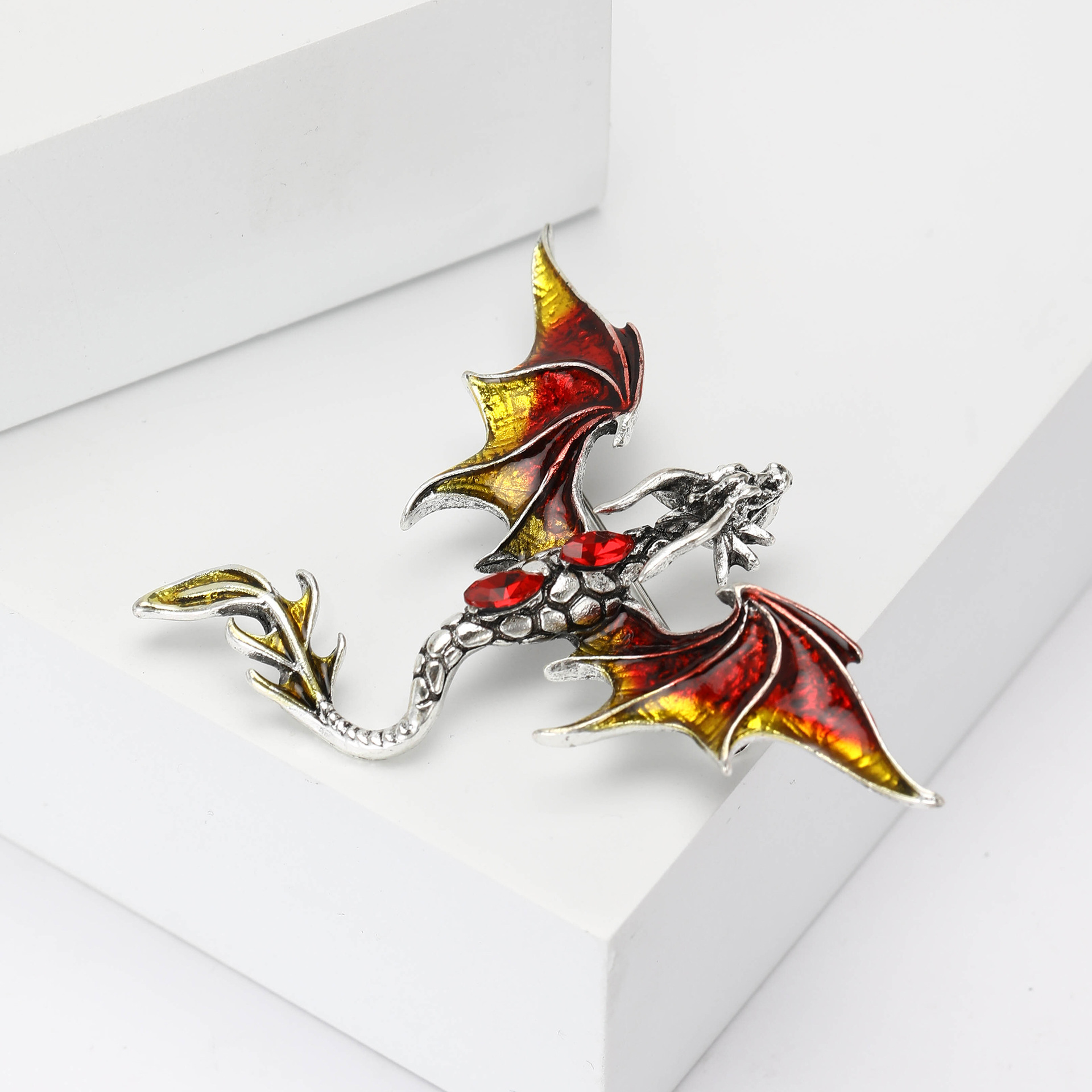 New High-End Enamel Oil-Dropping Floor-Standing Dragon Brooch, Domineering and Mighty Western Dragon Pin, Men's and Women's Coat Accessories
