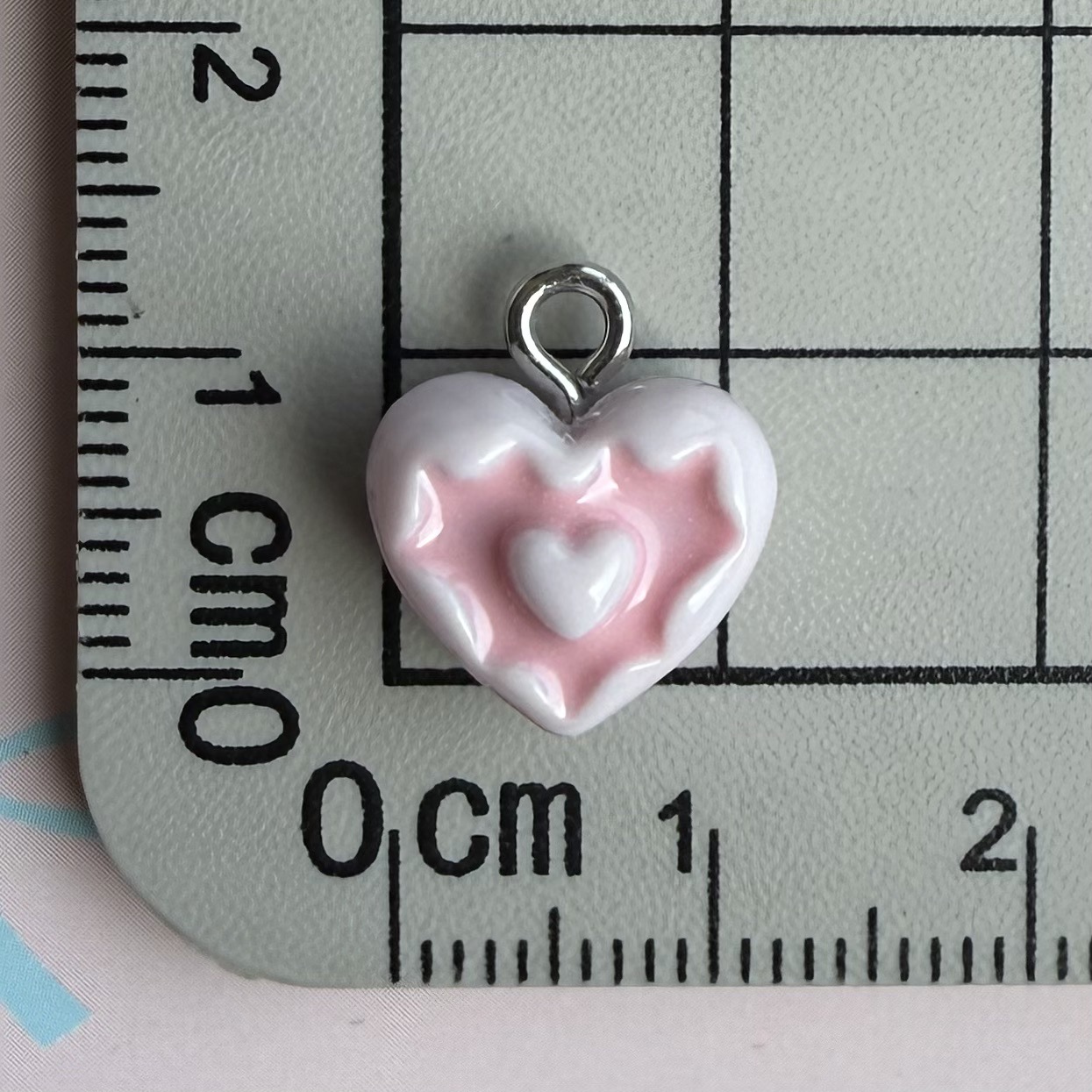 4g Weight Pendant Jewelry Making Type 11 * 13mm Jewelry Making Size DIY Ornament Accessories Classification 1 Piece Quantity Resin Material Heart Shape Pattern All Seasons Season Polished Finish Sweet Style 1 Piece 11 * 13mm Resin Heart Shape Polished Pendant DIY Ornament Accessories 13